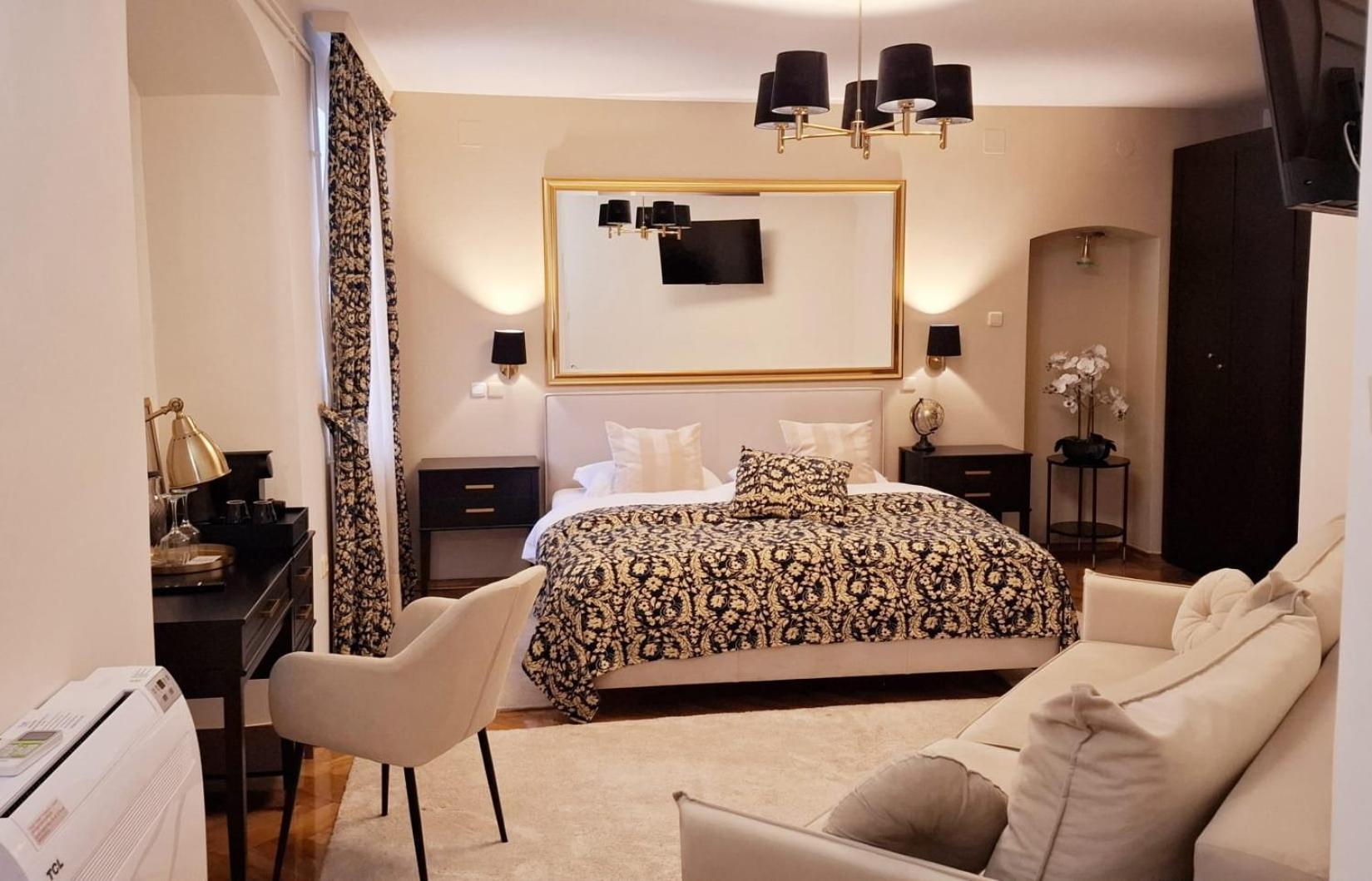 Hotel Livadic Samobor Buitenkant foto