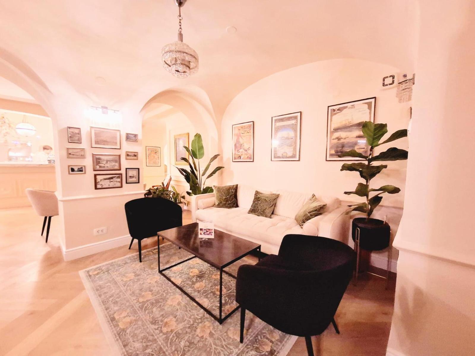Hotel Livadic Samobor Buitenkant foto