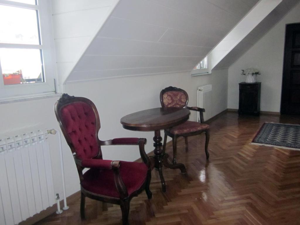 Hotel Livadic Samobor Buitenkant foto