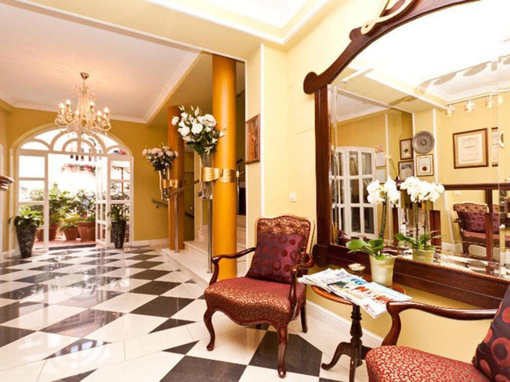 Hotel Livadic Samobor Buitenkant foto